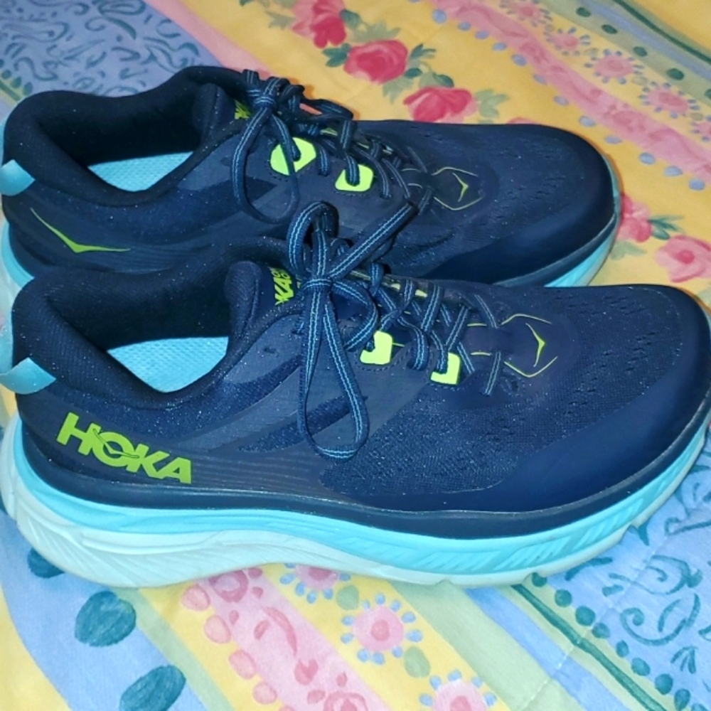HOKA OneOne Stinson ATR 6 women's size 9